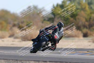 media/Dec-18-2022-SoCal Trackdays (Sun) [[8099a50955]]/Turn 7 Backside (1125am)/